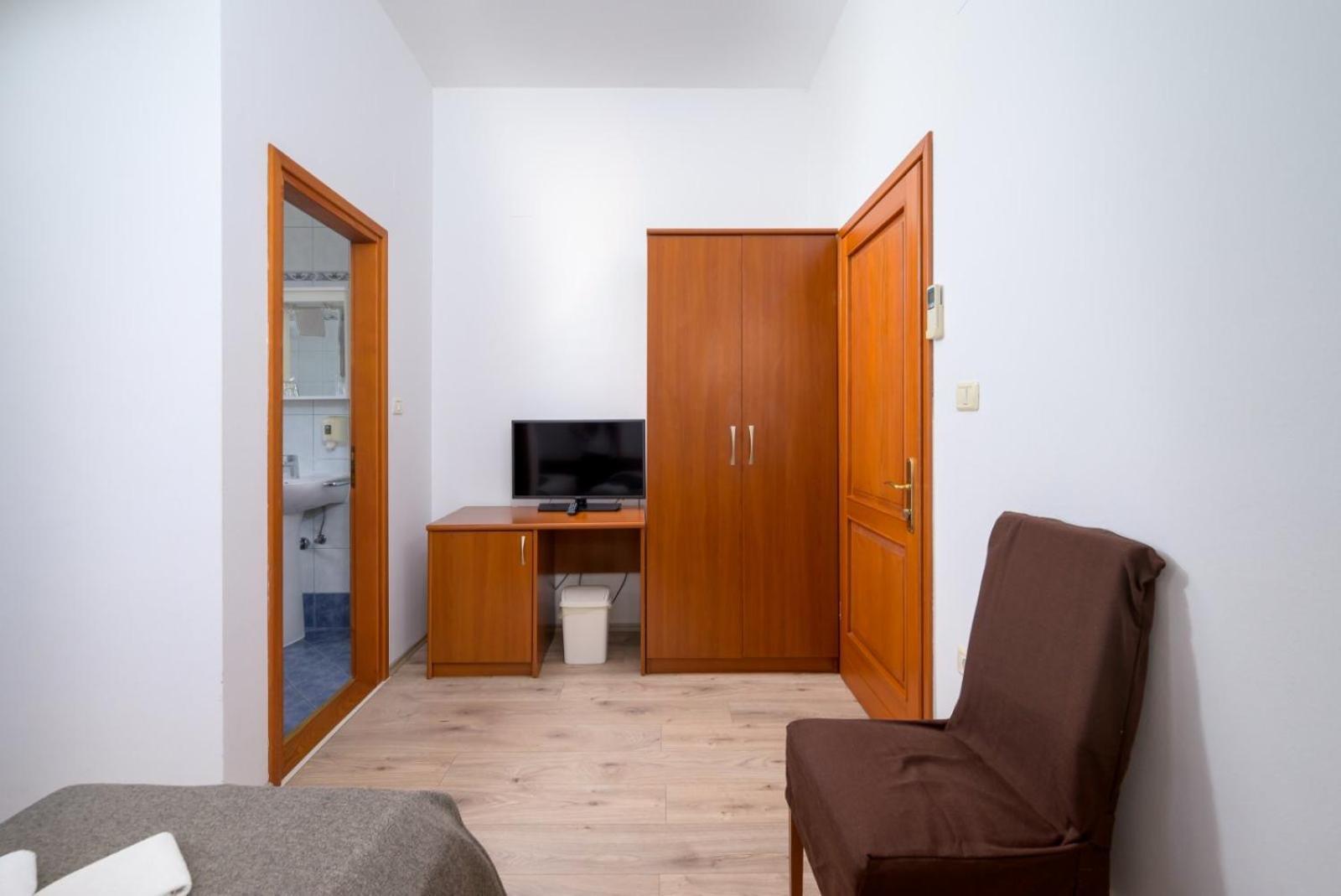 Rooms Luna Sol Крница Экстерьер фото